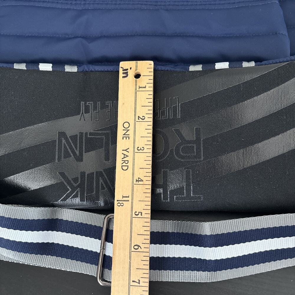 Think Royln The Highlander Duffel Bag w/ Trolly Sleeve Navy Blue NEW With Tags - Picture 9 of 9